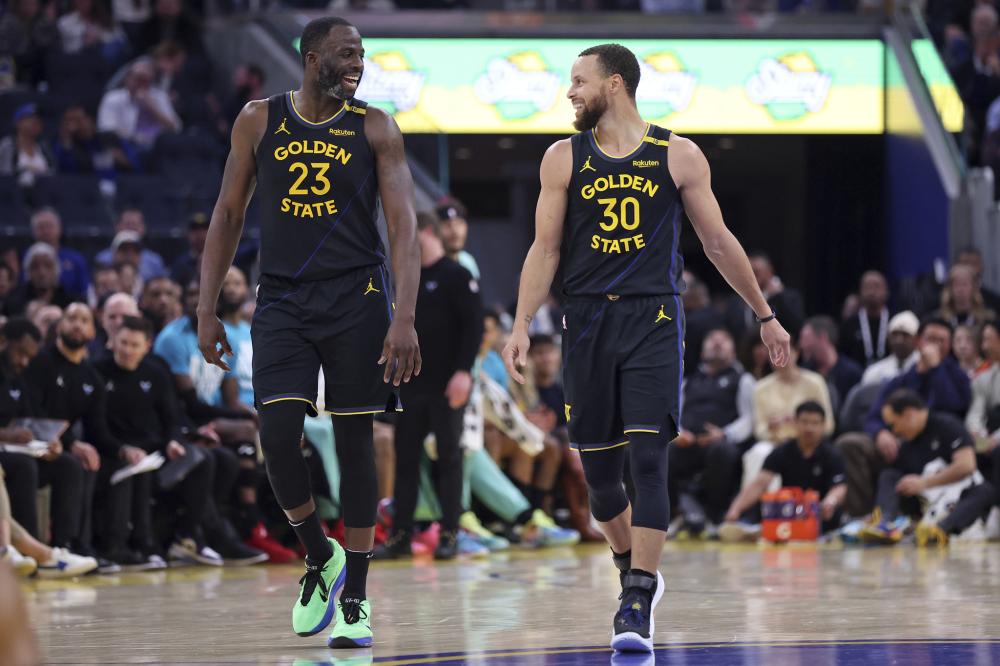 更是对他职 更是对他职