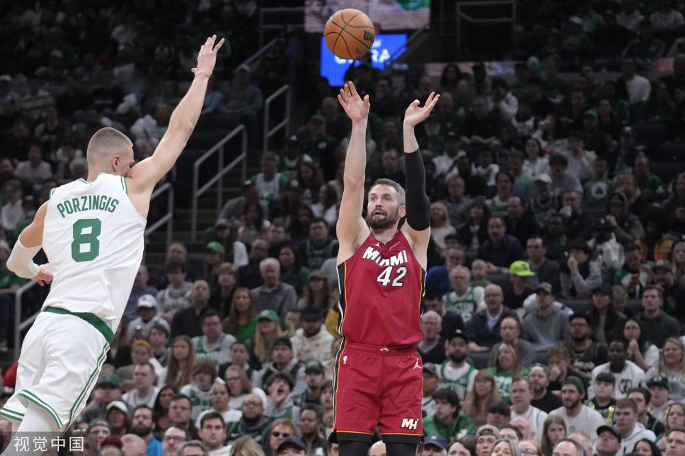 他在比赛中 他在比赛中