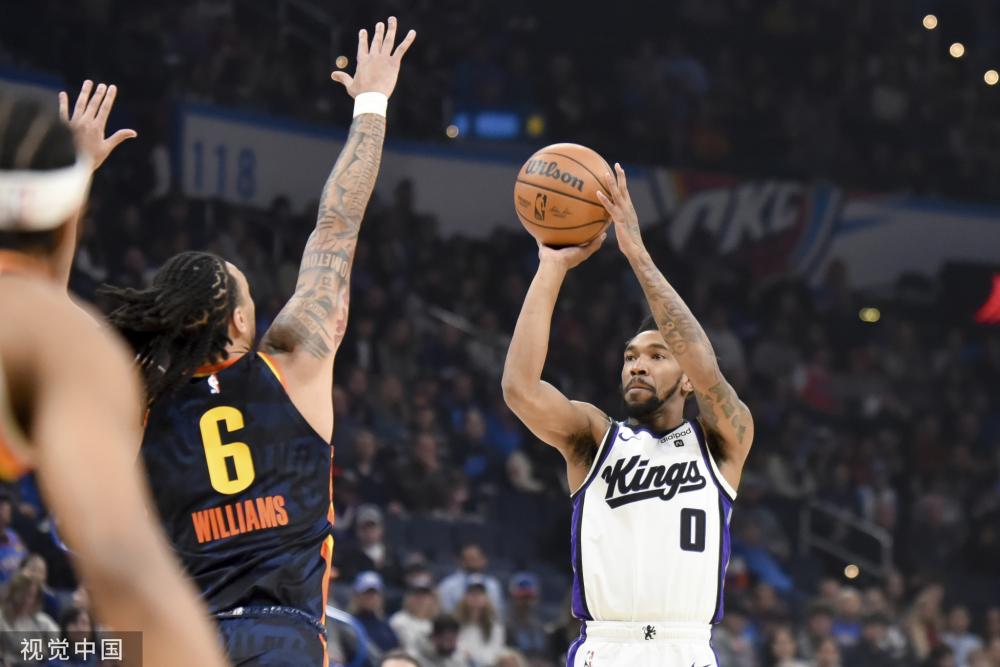 接近他个人 接近他个人