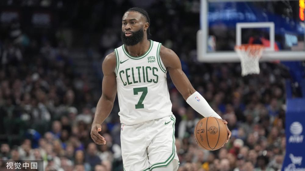 喊声此起彼 喊声此起彼